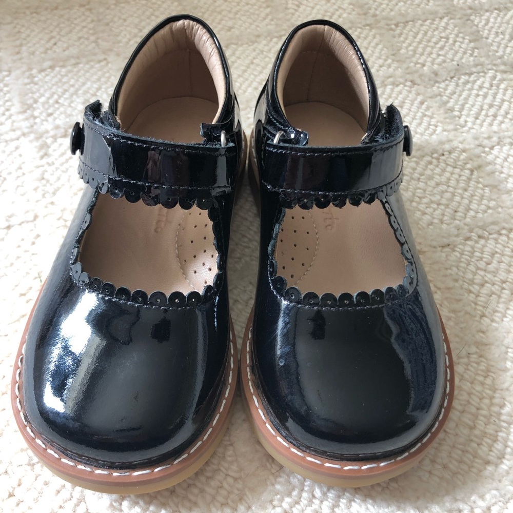 Elephantito Mary Jane in black patent